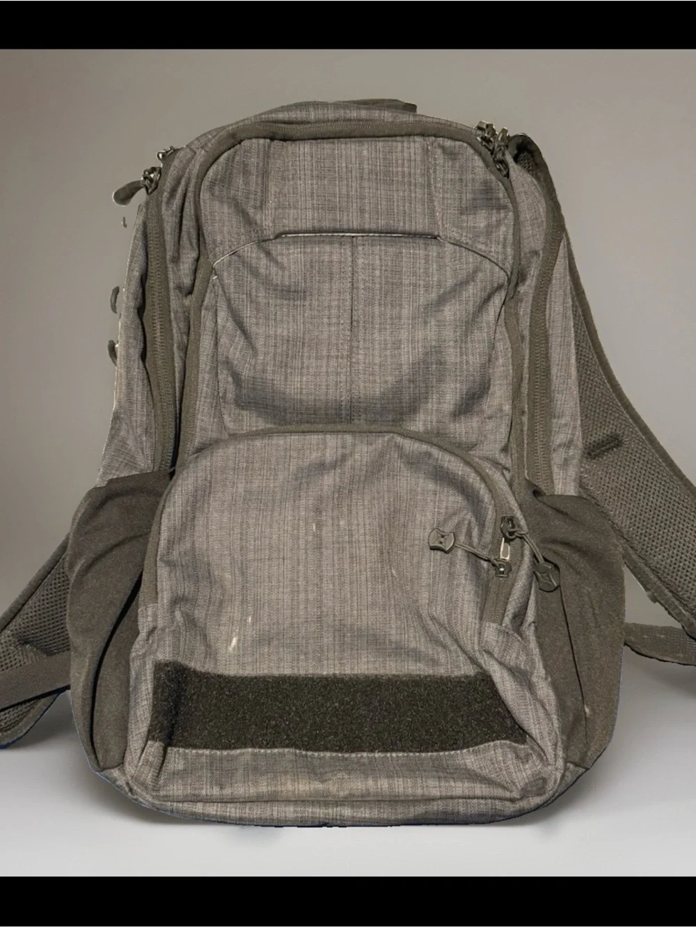 Men's Gray Everyday Backpack - EDC Carry